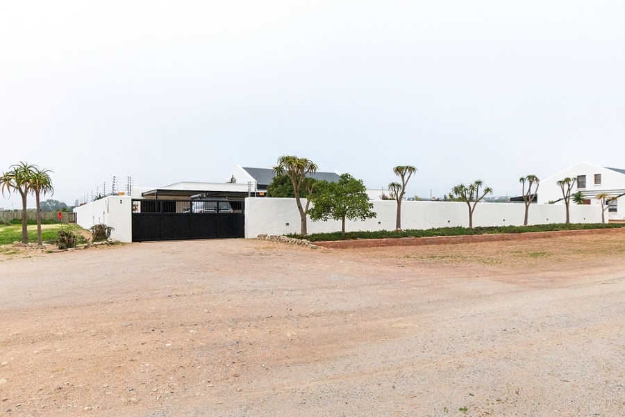 To Let 4 Bedroom Property for Rent in Long Acres Country Estate Western Cape